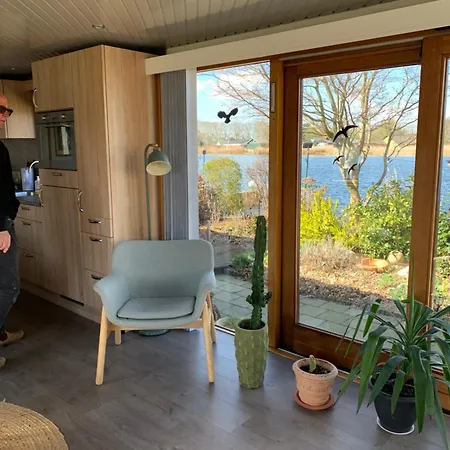 Waalhuisje Chalet *